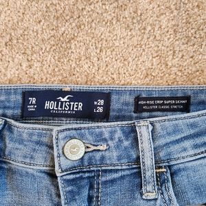 Hollister Women's high rise super skinny, distressed jeans size 7 reg/28x26